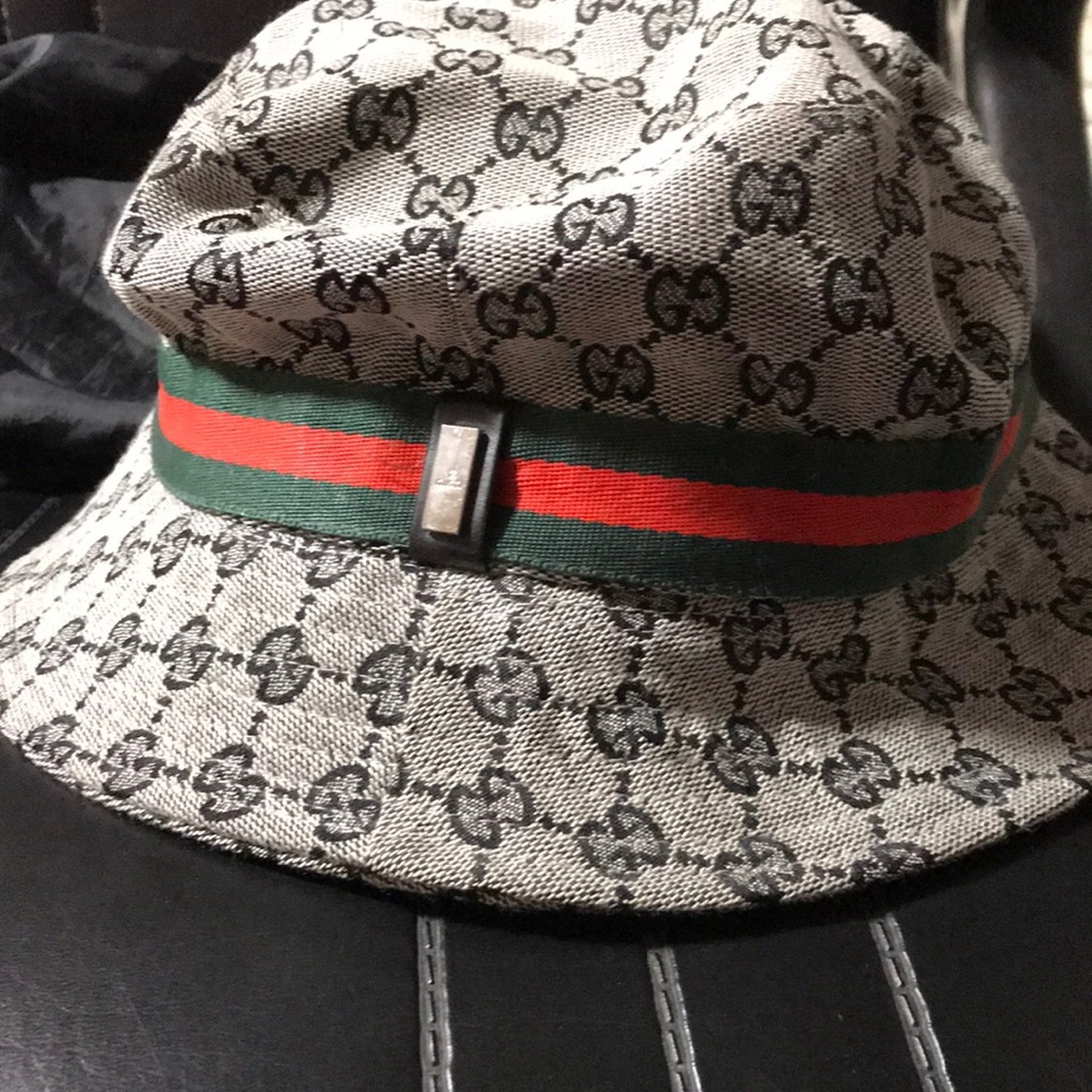 Men’s Gucci  crushable bucket hat